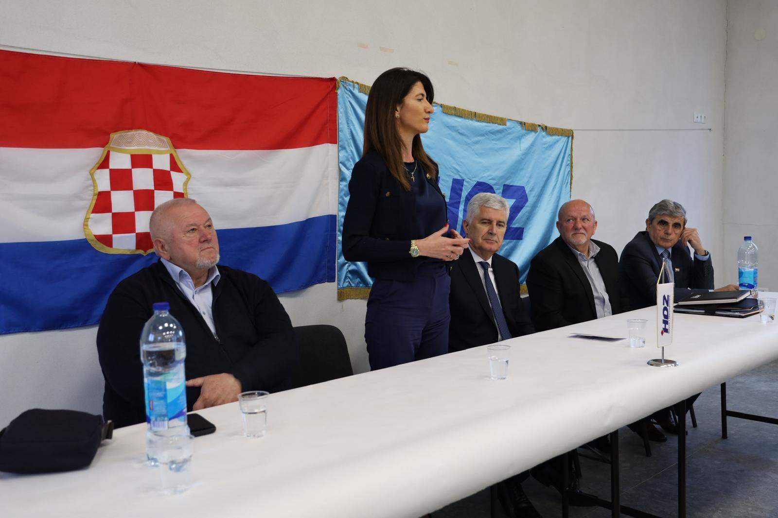 FILIPOVIĆ U DERVENTI: Povratničkim sredinama osigurati snažniju potporu