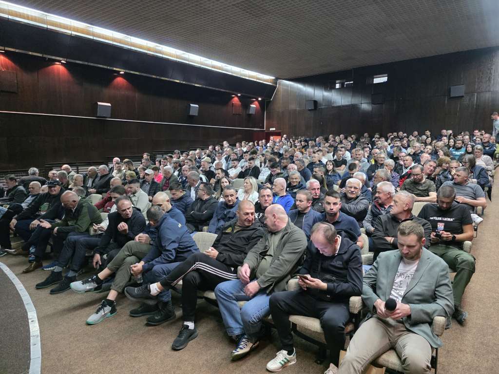 Premijera dokumentarnog filma o obrani Livna