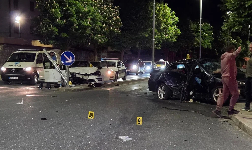 U Mostaru pet ozlijeđenih osoba u teškoj prometnoj nesreći
