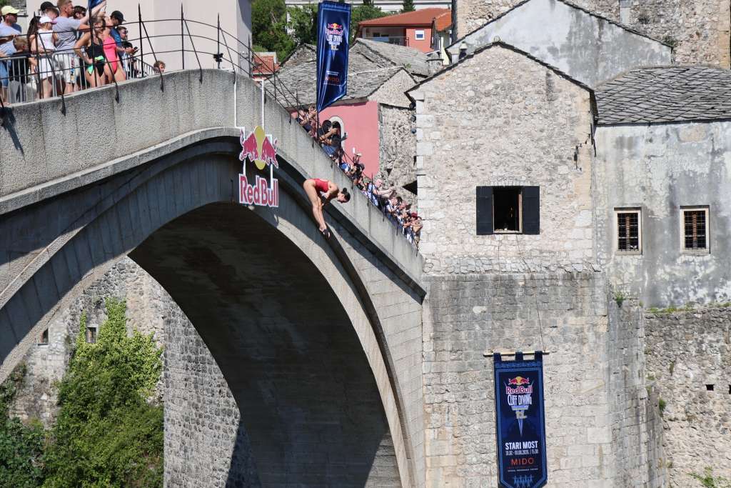 Prva runda Red Bull Cliff Divinga u Mostaru protekla u znaku Hunta, Pennisi i Carlson