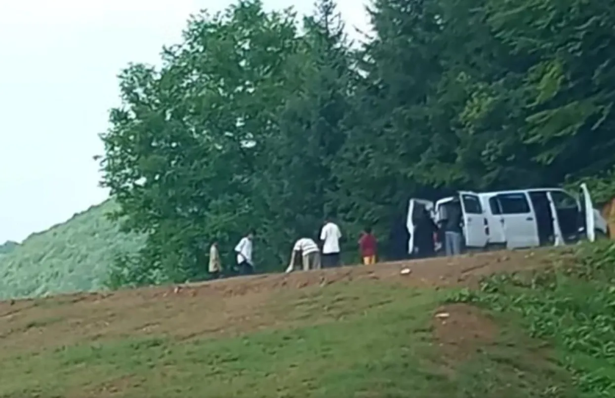NOVA PROVOKACIJA: Arapi klanjali na posjedu Hrvata u Bučićima – bez pitanja! NOVA PROVOKACIJA: Arapi klanjali na posjedu Hrvata u Bučićima – bez pitanja!