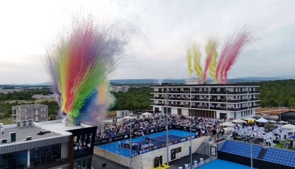 FOTO U Međugorju otvoren Dodig Tennis Center, zvjezdanu listu gostiju predvodio Novak Đoković