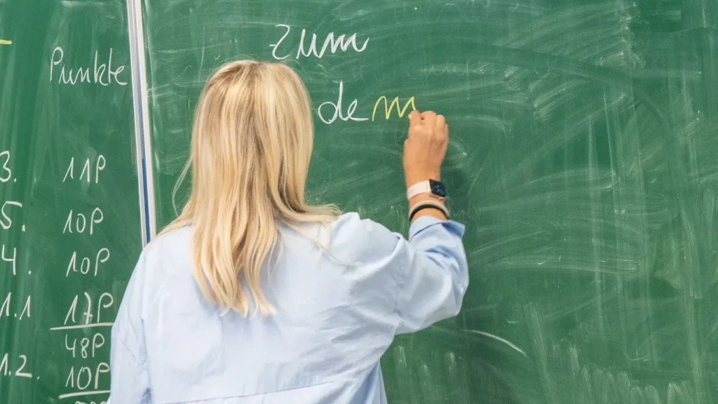 Učiteljica želi napustiti Beč: “Od 23 djece njemački nikome nije materinski jezik” Učiteljica želi napustiti Beč: “Od 23 djece njemački nikome nije materinski jezik”